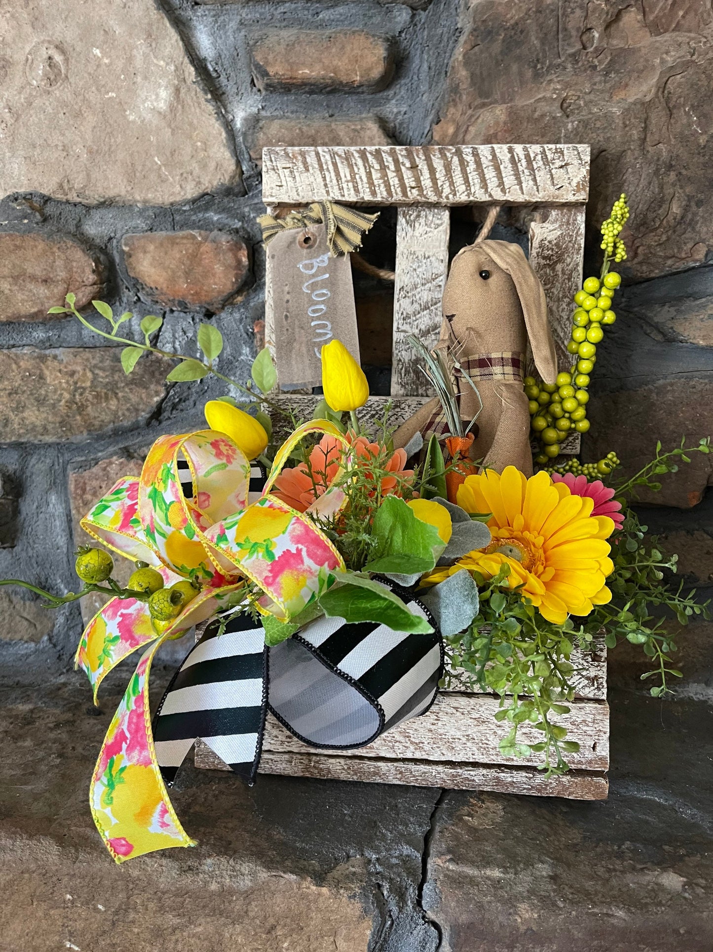 Prim Bunny Door Hanger, Flower Box Door Hanger Decor, Easter Centerpiece, Easter Decor, Spring Decor, Garden Decor