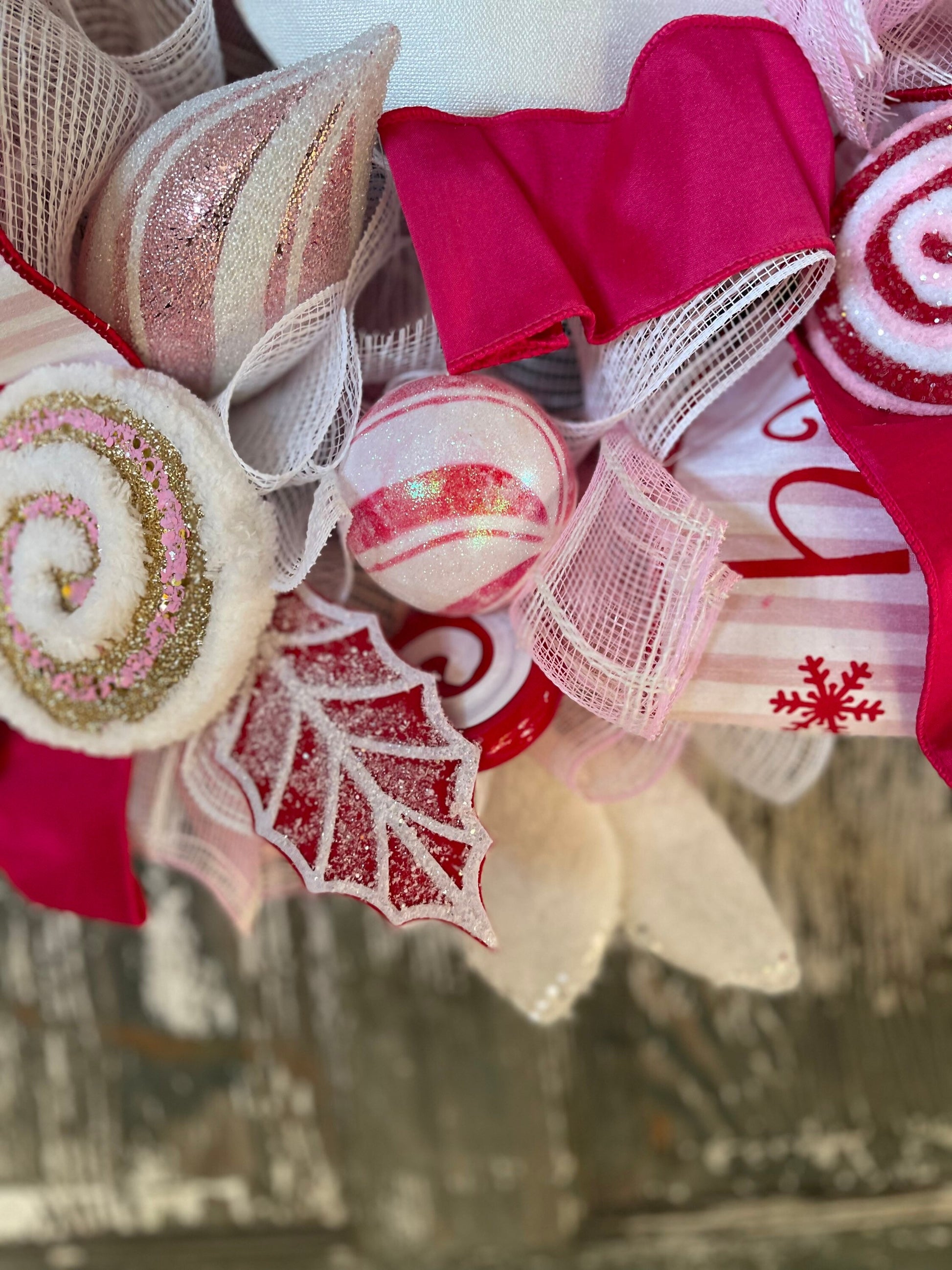 Pink Santa Wreath, Pink Christmas Wreath, Candy Wreath, Christmas Decor, Lollipop Decor, Happy Holidays Wreath, Winky Santa Wreath